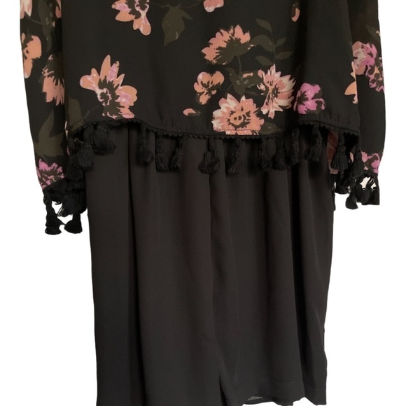 Women’s Romper,Floral,Fringe trims,Size M - Picture 5 of 11